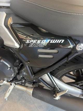 Triumph Speed Twin 900