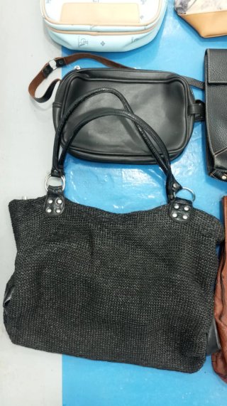Lote de bolsos de mujer