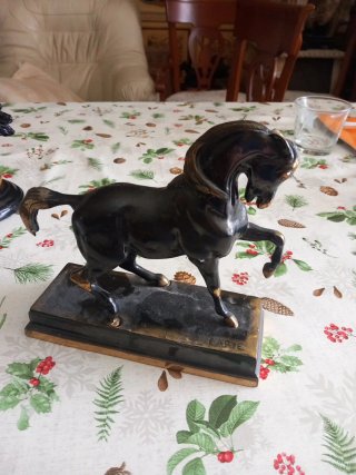 Caballo de bronce firmado A. Bary