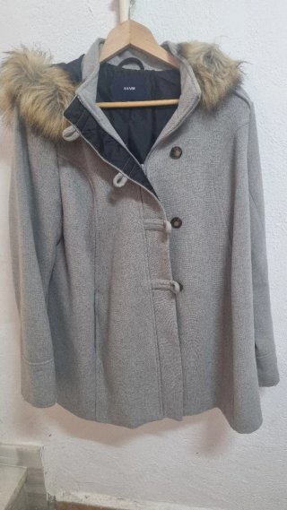 Abrigo Premamá Kiabi Gris