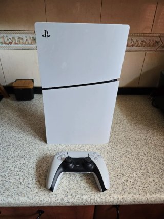 PS5 Digital + Mando DualSense + Base Carga