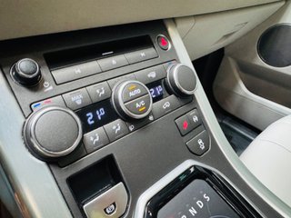 Land Rover Range Rover Evoque 2.2L TD4 150CV 4x4 Pure Tech Auto.