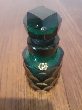 Frasco perfume cristal tallado verde bohemia