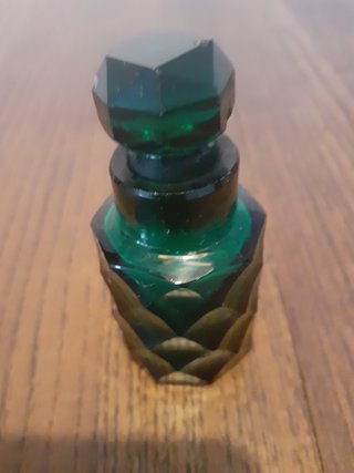 Frasco perfume cristal tallado verde bohemia