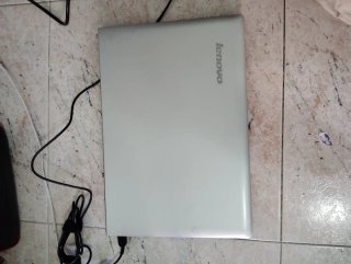 Ordenador portátil Lenovo Negro