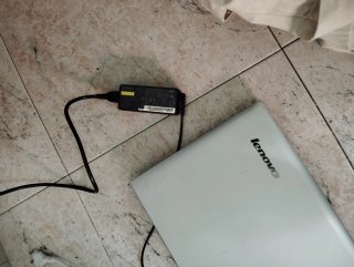 Ordenador portátil Lenovo Negro