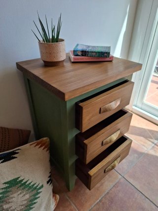 Mesitas de noche madera maciza