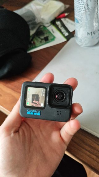 GoPro Hero 10 + Scheda SD 128GB