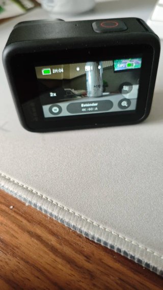 GoPro Hero 10 + Scheda SD 128GB
