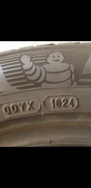 Neumático Michelin 205/55 R16 94V