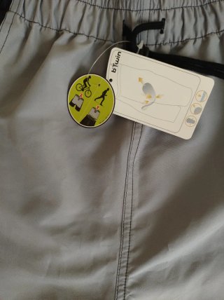 Pantalón deportivo gris y negro XL