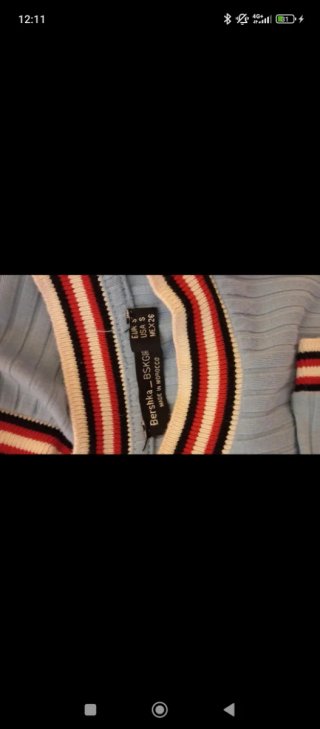 Camiseta Bershka azul talla S