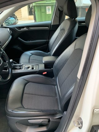 Audi A3 2015 cambio x Scooter T Max , X max