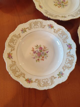 Set 6 Piatti Fondi Vintage con fiori e decori oro