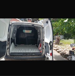 Furgoneta kangoo