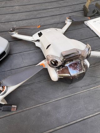 DJI Mini 4 Pro ORIGINAL + Control RC-N2 + BATERIA