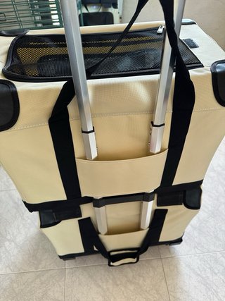 2 Transportines para mascotas nuevo con carrito.