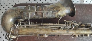 Saxofón Alto Dolnet Paris