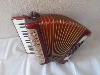 Acordeón Hohner Concerto I de 48 bajos