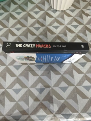 The Crazy Haacks y el espejo mágico