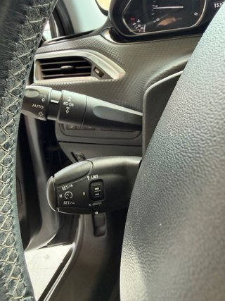 Peugeot 2008 2014 ALLURE FULL EQUIP
