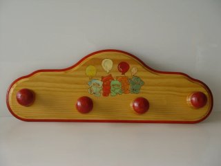 Appendiabiti per bambini in legno con orsetti e palloncini