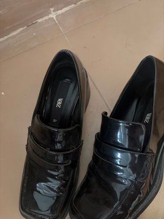 Sandalias Adidas y Zapatos Zara