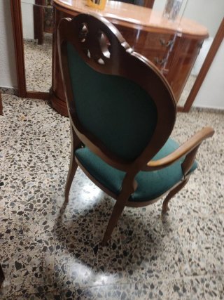 2 Sillones Clásicos Madera y Tela