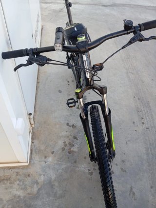 Bicicleta Rockrider 27.5 plato 36 pilones eje peda