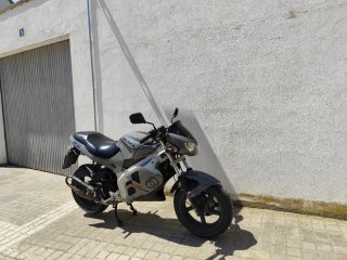 Se vende Gilera DNA 50cc Automática.
