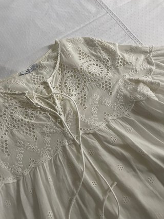 Blusa blanca bordada talla única