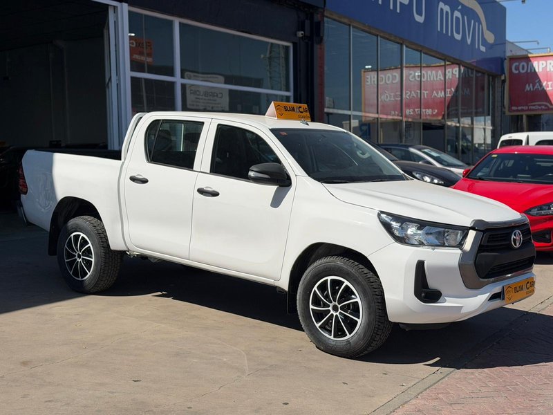 Toyota Hilux 2021 - foto 1