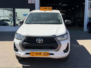 Toyota Hilux 2021