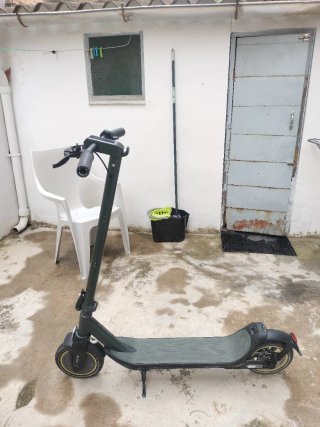 Patinete Eléctrico Cecotec 40 XL 700w