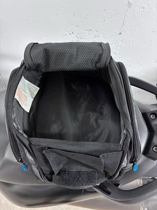 Bolsa Sobredepósito Oxford Negra 18l con imanes