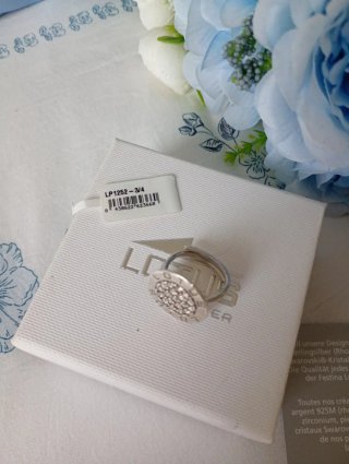 Anillo Lotus Plata con Circonitas