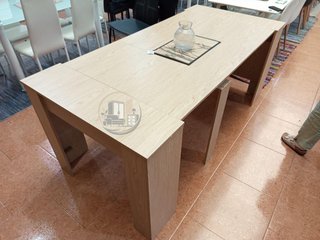 Mesa extensible multifuncional de madera