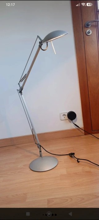 Lampada da terra/scrivania Aladina in alluminio