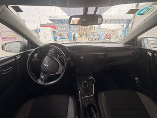 Toyota Auris 2015
