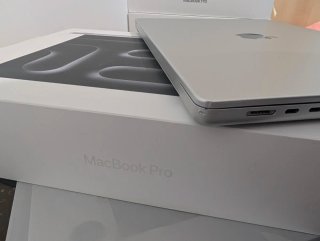 MacBook Pro 16 M3 Pro 18GB RAM
