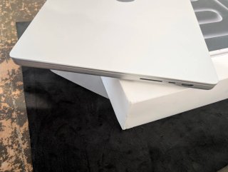 MacBook Pro 16 M3 Pro 18GB RAM