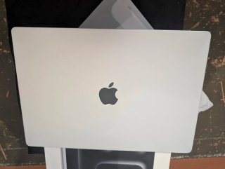 MacBook Pro 16 M3 Pro 18GB RAM