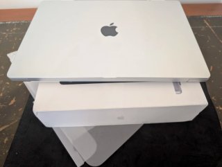 MacBook Pro 16 M3 Pro 18GB RAM