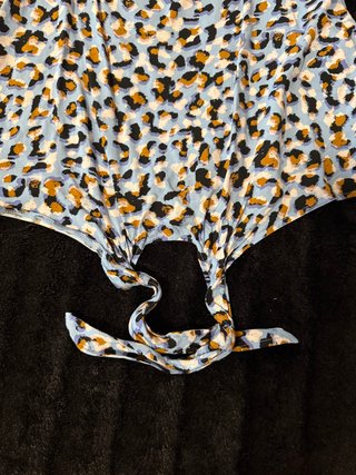 Camiseta tirantes estampado animal print Talla M