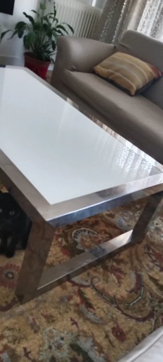 Mesa de salón cristal y metal galvanizado