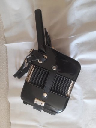 Acordeón Hohner Student VM de 48 bajos