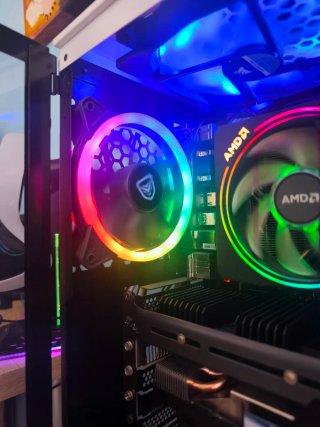 Torre PC Ryzen 7 1700 Rx590 16 GB RAM