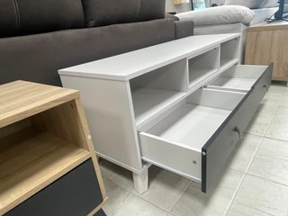 NUEVO MUEBLE DE TV