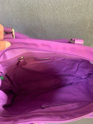 Bolso Benetton Morado Charol