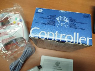 Mando Dreamcast sin usar en caja